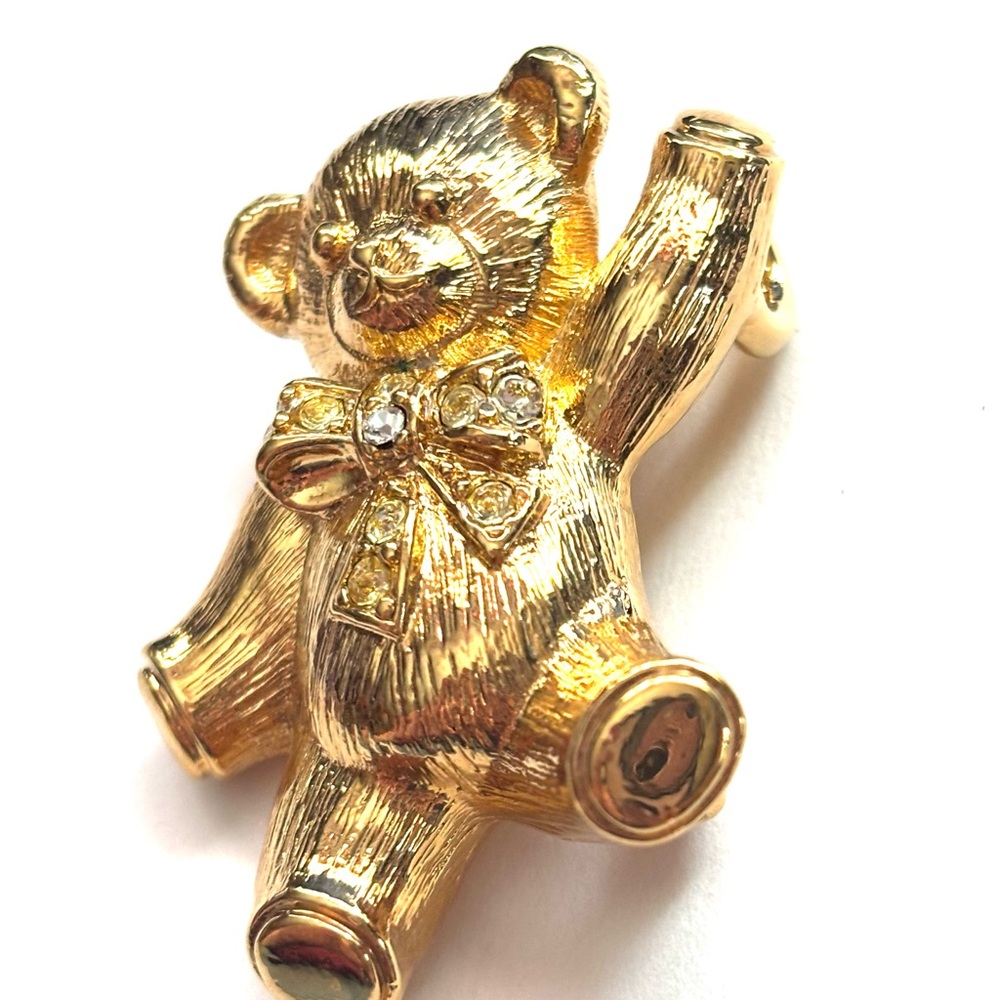 💗💗💗Signed Avon vintage estate sale Gold platedTeddy Bear Brooch Bow Rhinestones